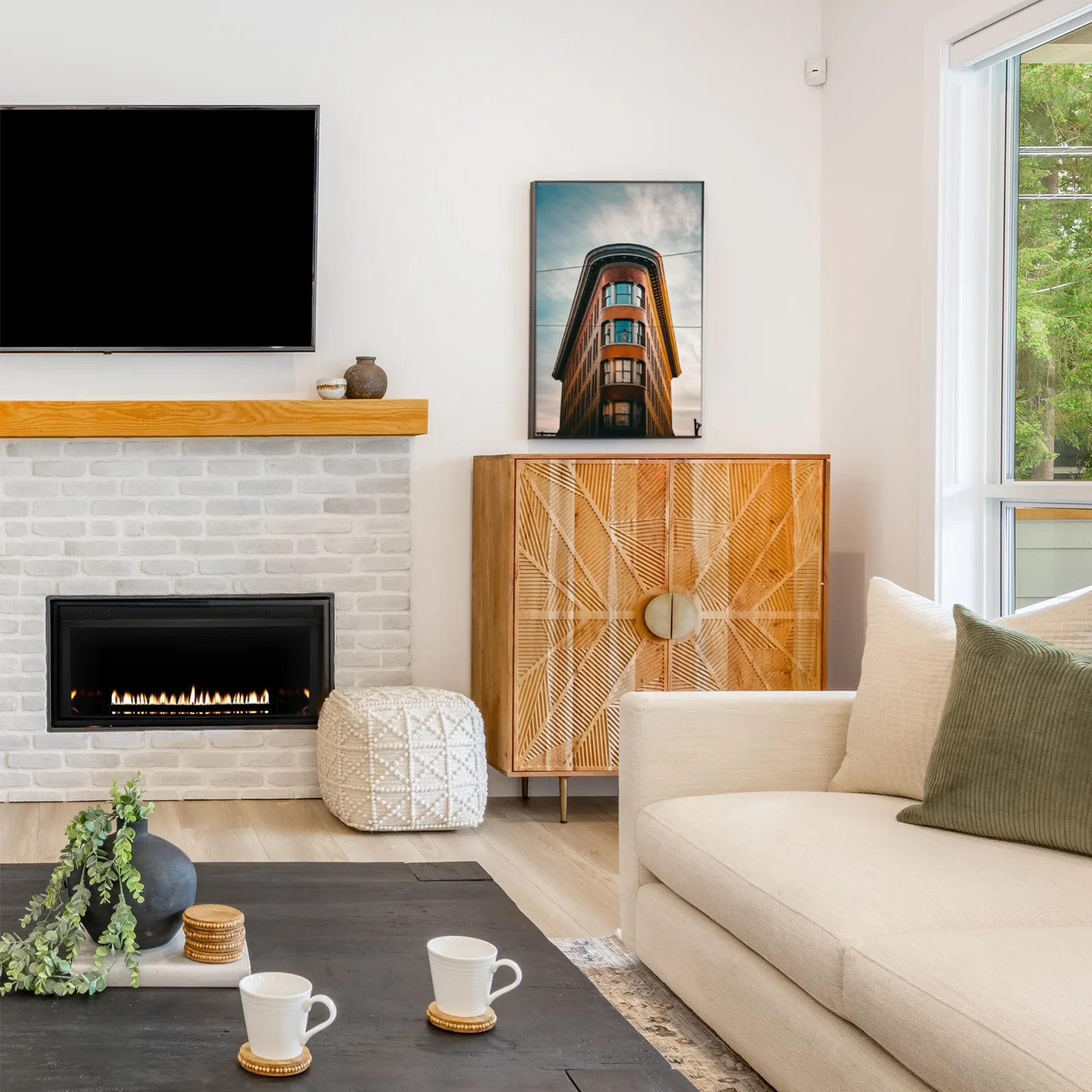 White Mountain Hearth (Empire) Loft Linear — Loft Linear installed fireplace
