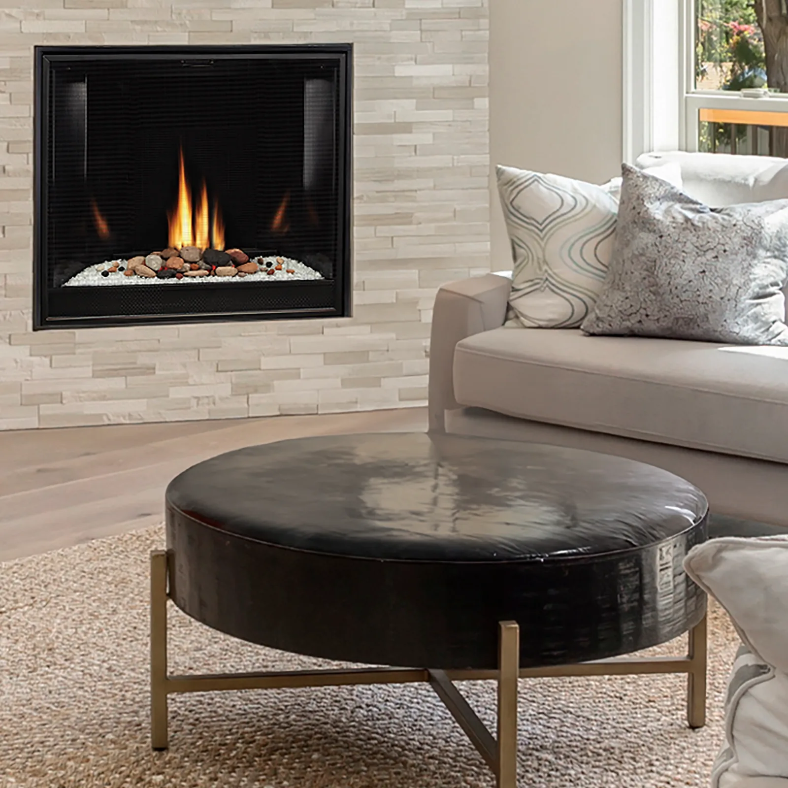 White Mountain Hearth (Empire) Tahoe Clean-Face Contemporary — Tahoe Clean-Face Contemporary installed fireplace
