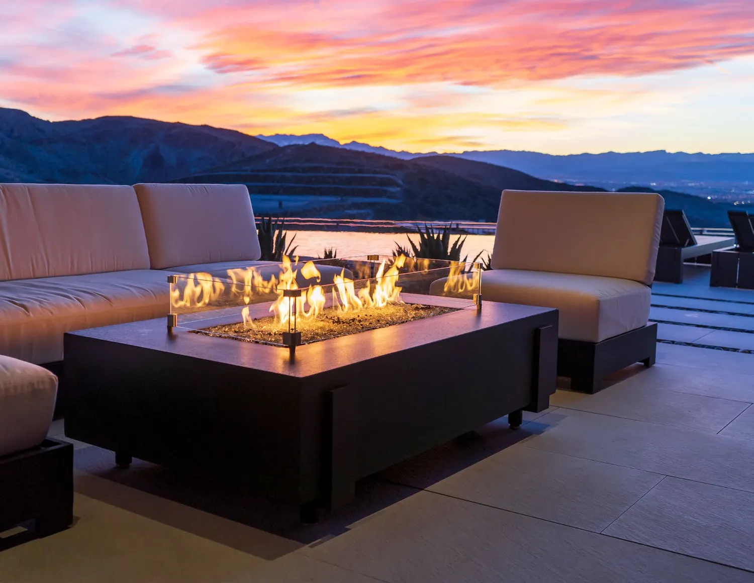 Fire Magic / American Fyre Designs Contempo Fire Table — official manufacturer image
